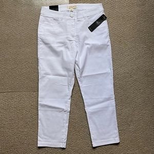 NWT Sag Harbor white pants size 6